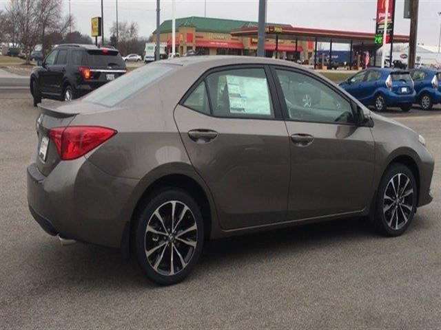2017 Toyota Corolla SE 4dr Sedan CVT